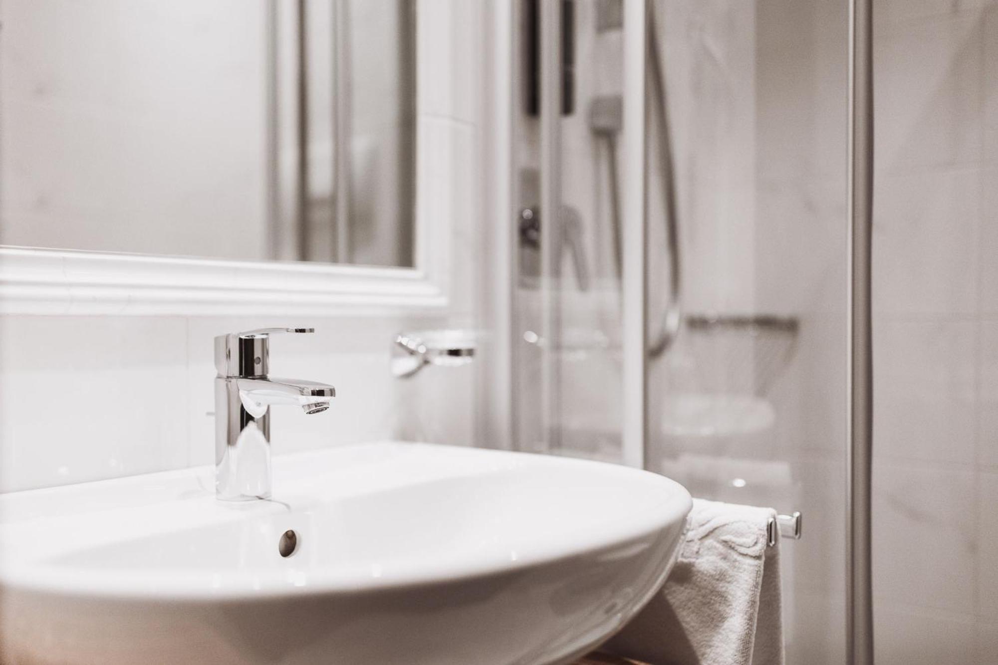 Hotel Montis - Active Nature Spa Bruneck Buitenkant foto