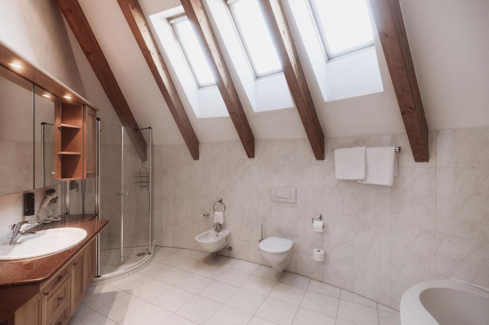 Hotel Montis - Active Nature Spa Bruneck Buitenkant foto
