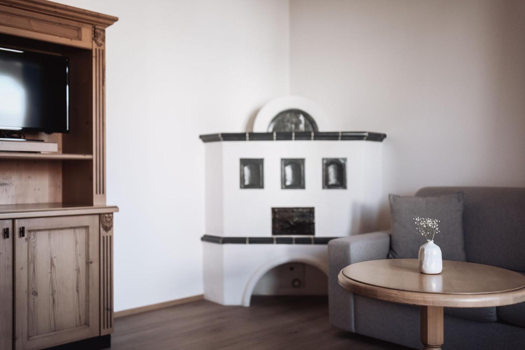 Hotel Montis - Active Nature Spa Bruneck Buitenkant foto